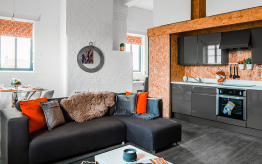 Liverpool – Ref: LP468