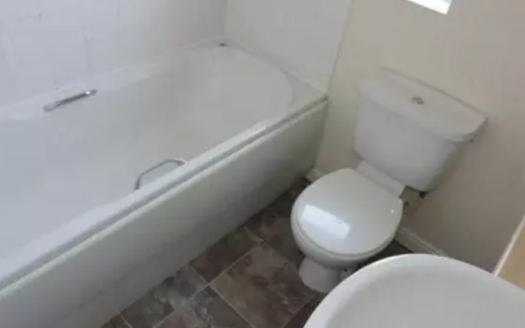 3 bedroom semi-detached house for sale – Aldwyn Close M26 New build