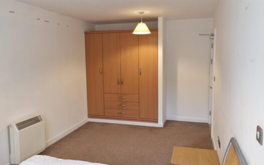 221 Market Square, High Street Manchester, M4 1BE