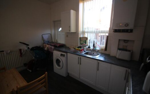 Huxley St, Oldham OL4 5JX