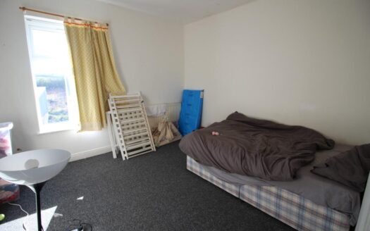 Huxley St, Oldham OL4 5JX