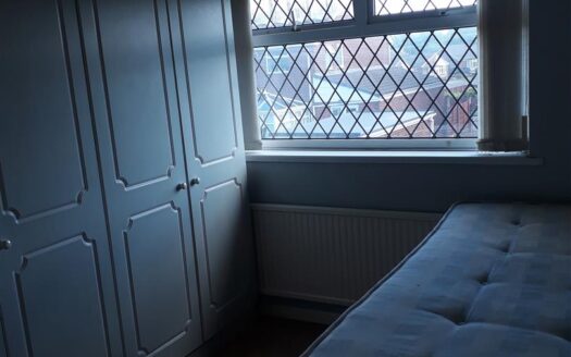 Alder Close Ashton-Under-Lyne, Lancashire, OL6 8XR