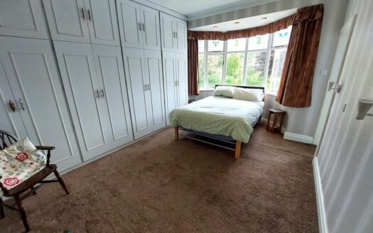 Scholes Lane Prestwich, M25 0AU